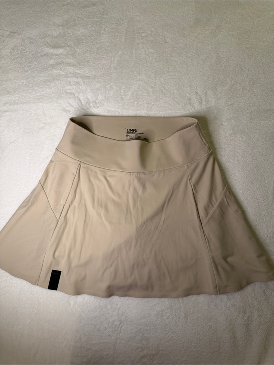 Unrl Dresses & Skirts - UNRL Skirt
